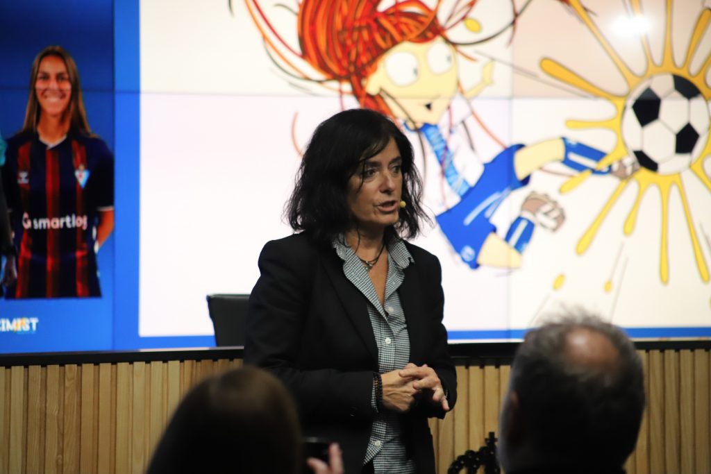 Womens Group, Gipuzkoa, Red, Femmes,