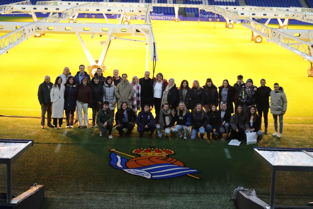 Womens Group, Gipuzkoa, Red, Femmes,